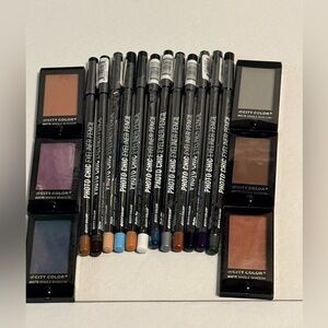6 City Color Matte Single Eyeshadow & 12 Photo Chic Eyeliner multi colors